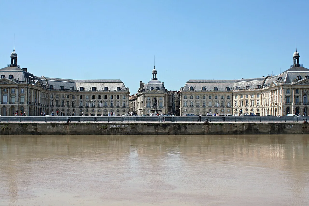 La place de la Bourse à Bordeaux, photographiée en 2009