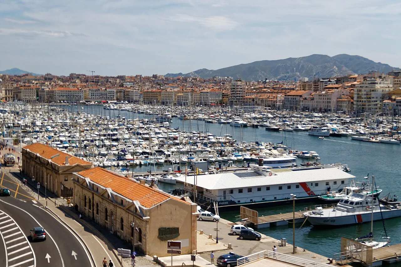 Le Vieux-Port de Marseille vu du fort Saint-Jean